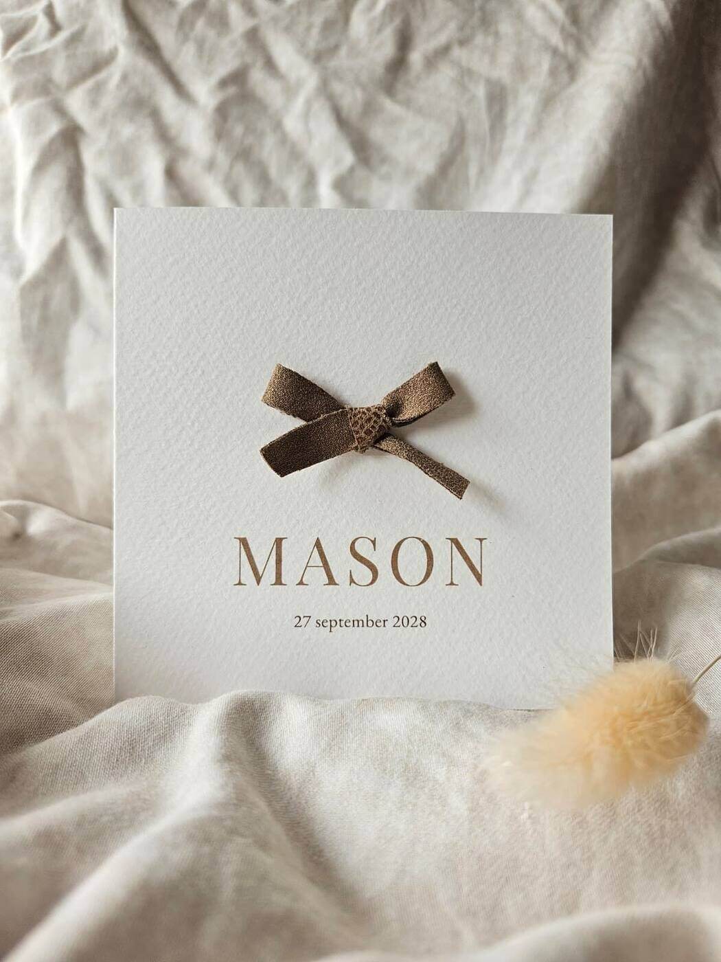 Mason met bruin suède strikje